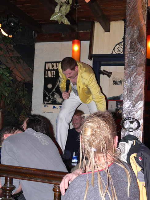 greatpretender0408 13