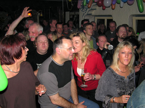 Jubil?um & Wallringsause 9